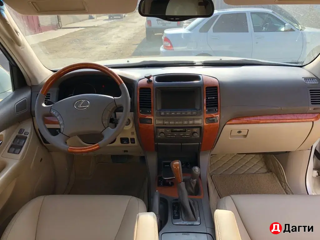 Lexus GX, 2004 года