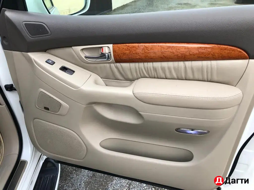 Lexus GX, 2004 года