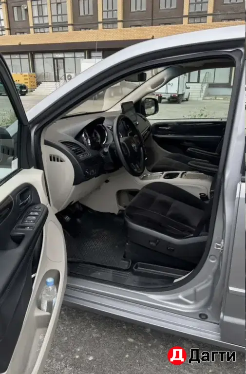 Dodge Caravan, 2016 года