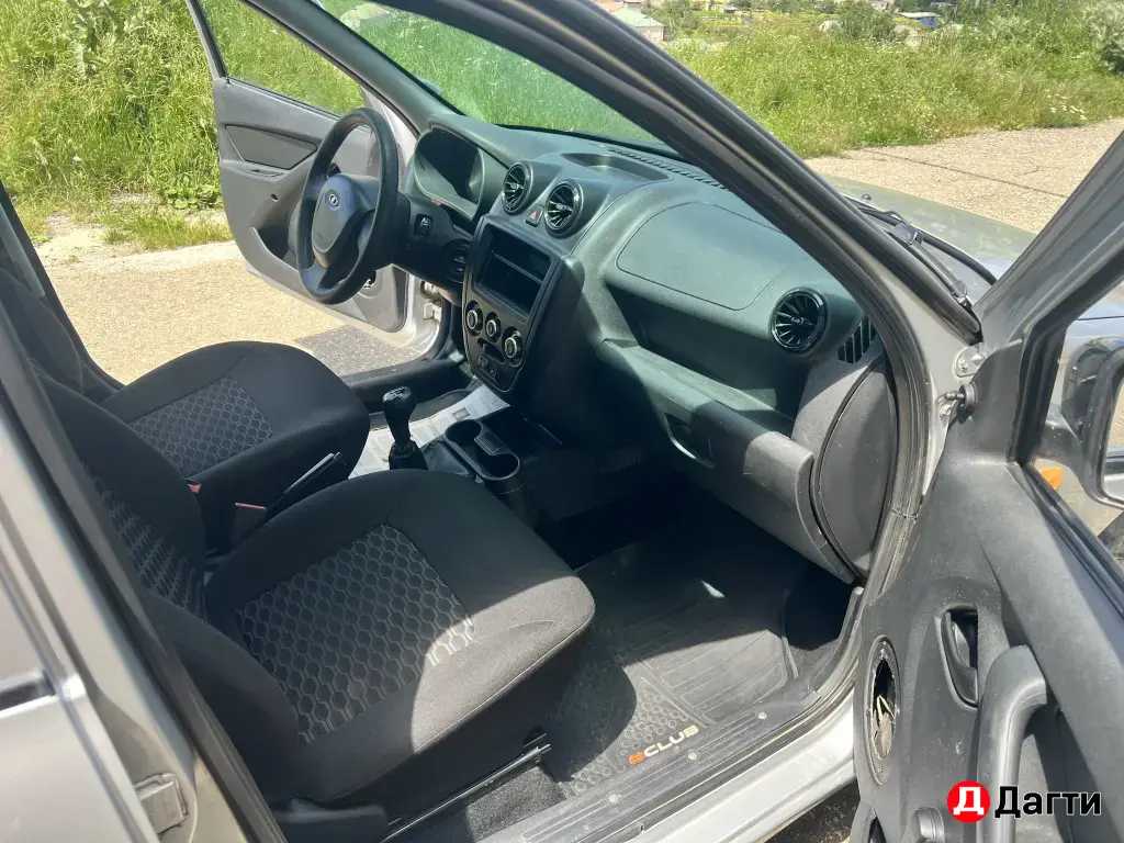 LADA (ВАЗ) Granta, 2014 года
