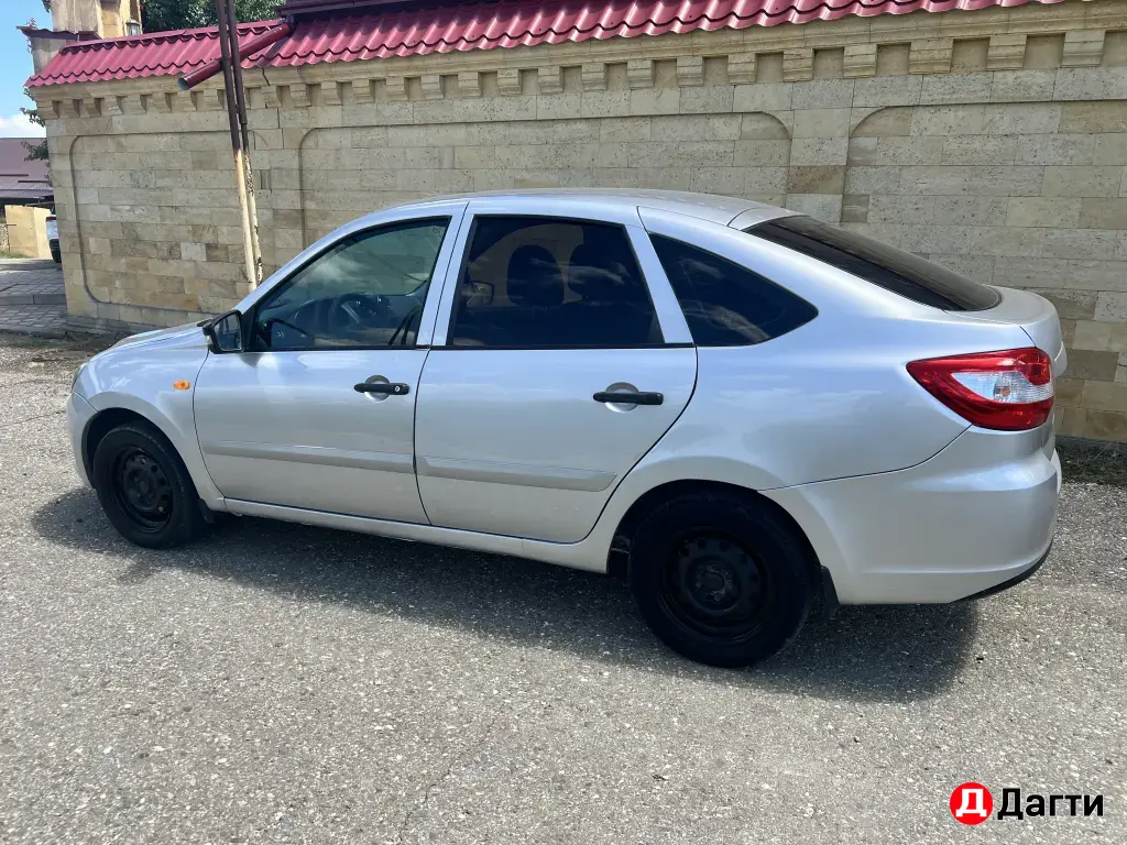 LADA (ВАЗ) Granta, 2014 года