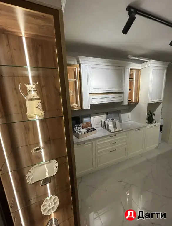 Кухни и шкафы на заказ