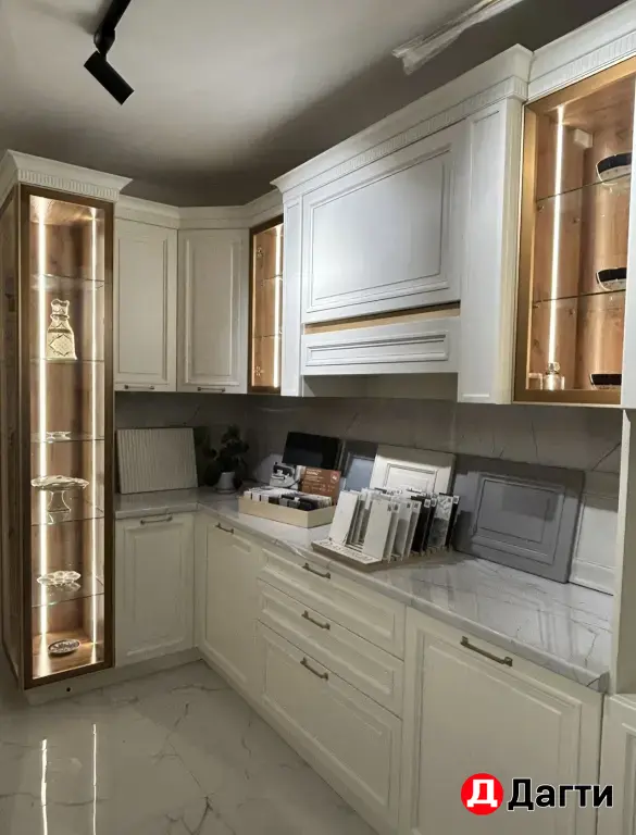 Кухни и шкафы на заказ