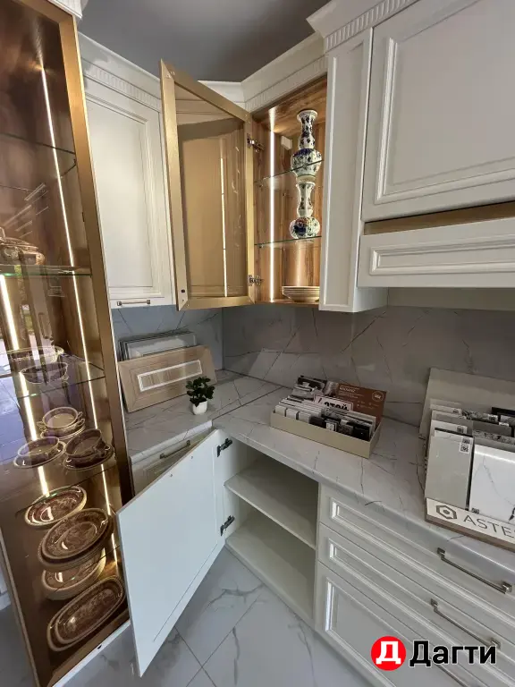 Кухни и шкафы на заказ