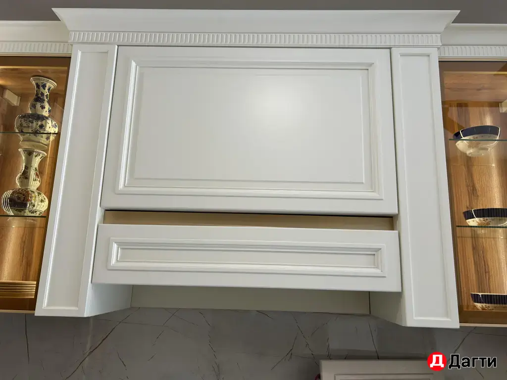 Кухни и шкафы на заказ