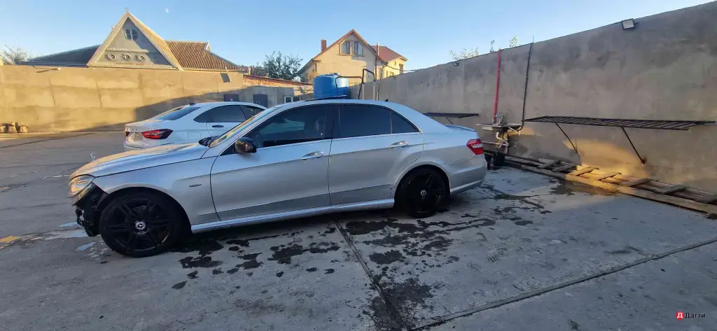 Mercedes-Benz E-Класс AMG, 2011 года