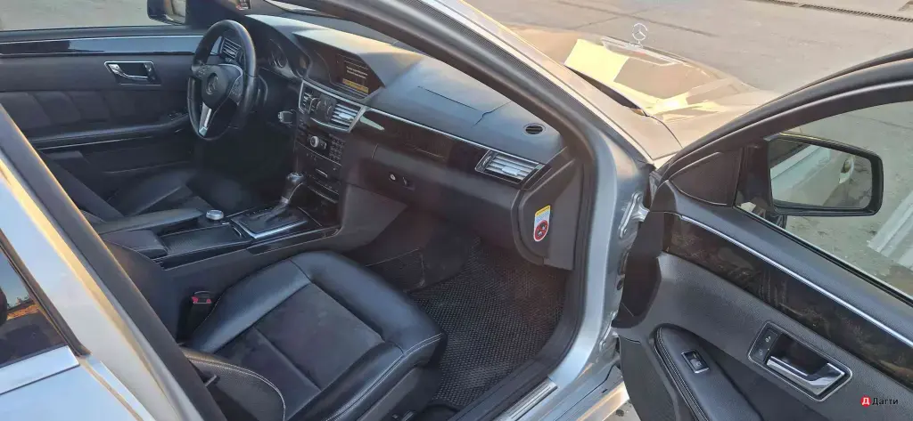 Mercedes-Benz E-Класс AMG, 2011 года