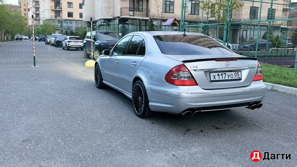 Mercedes-Benz E-Класс, 2005 года