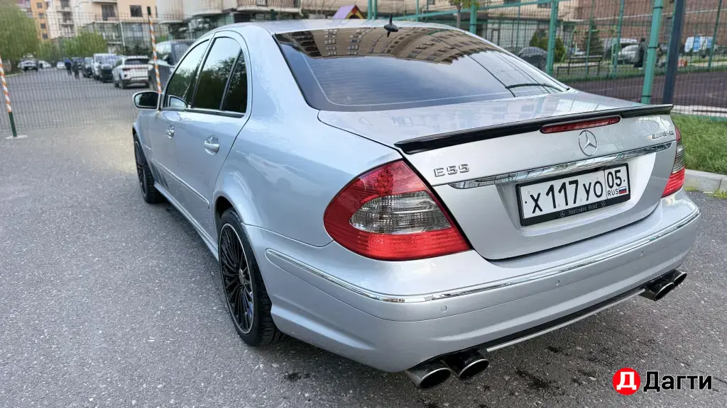 Mercedes-Benz E-Класс, 2005 года
