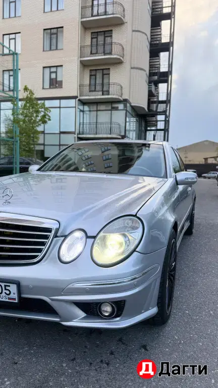 Mercedes-Benz E-Класс, 2005 года
