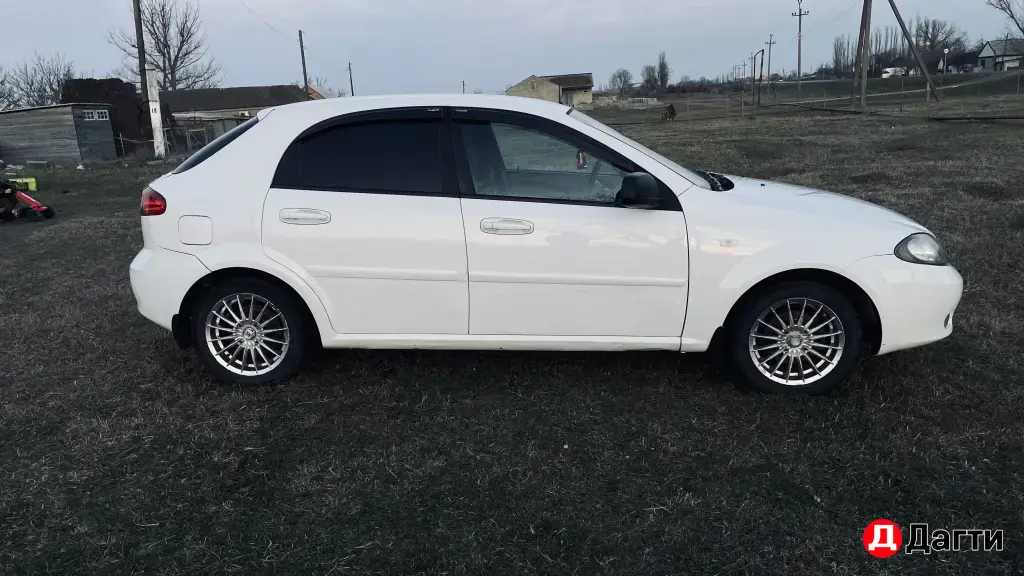 Chevrolet Lacetti, 2012 года