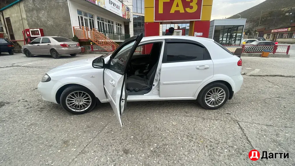 Chevrolet Lacetti, 2012 года