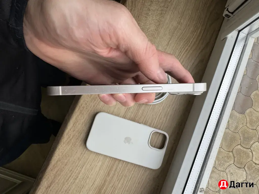 iPhone 14 128