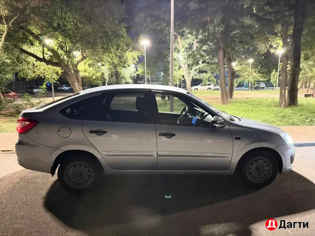 LADA (ВАЗ) Granta, 2017 года