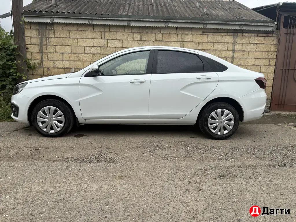 LADA (ВАЗ) Vesta, 2024 года