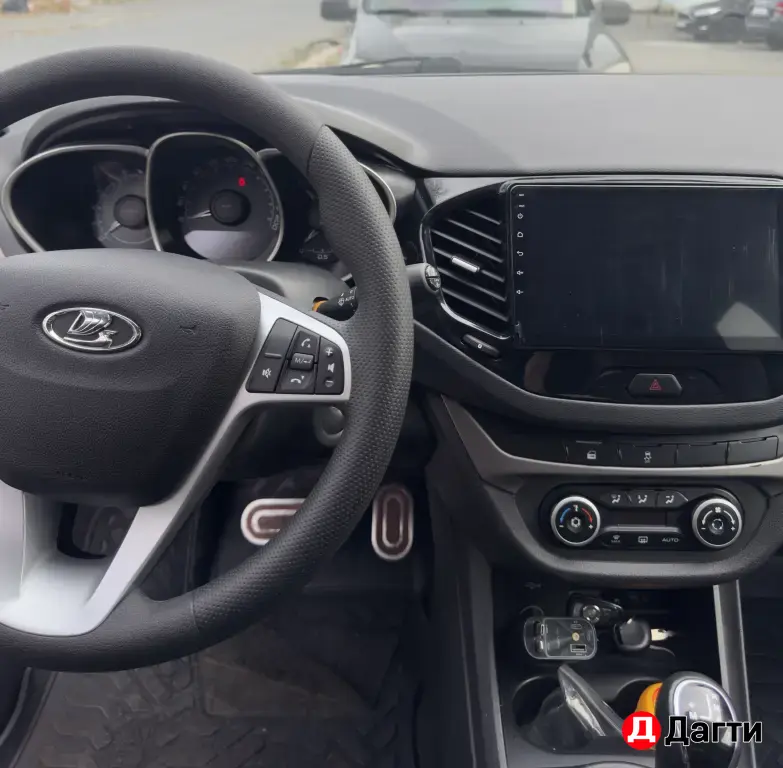 LADA (ВАЗ) Vesta, 2017 года