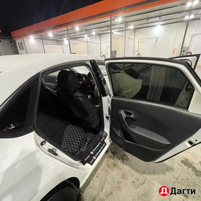 Volkswagen Polo, 2017 года