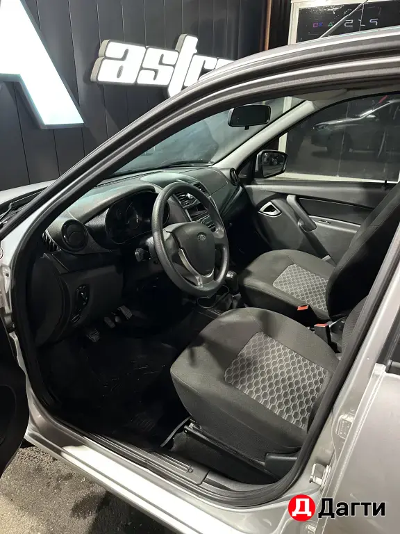 LADA (ВАЗ) Granta, 2023 года