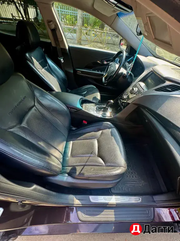 Hyundai Grandeur, 2012 года