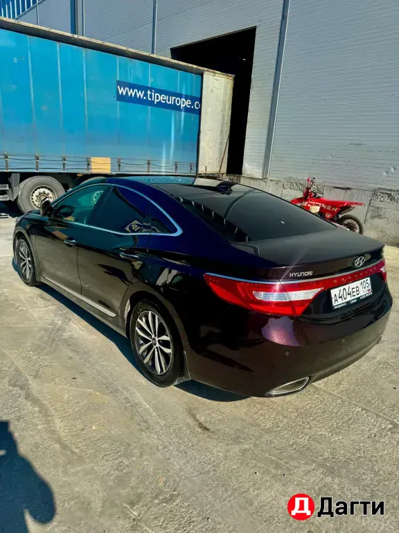 Hyundai Grandeur, 2012 года