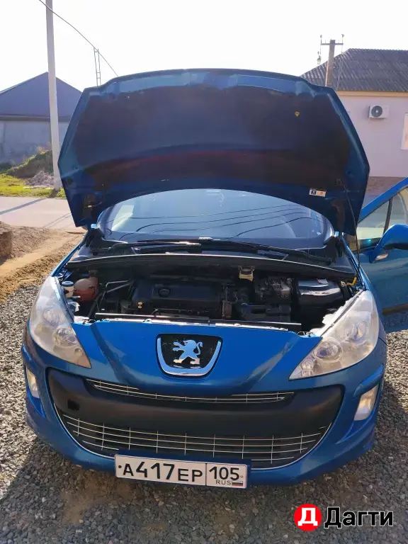 Peugeot 308, 2009 года