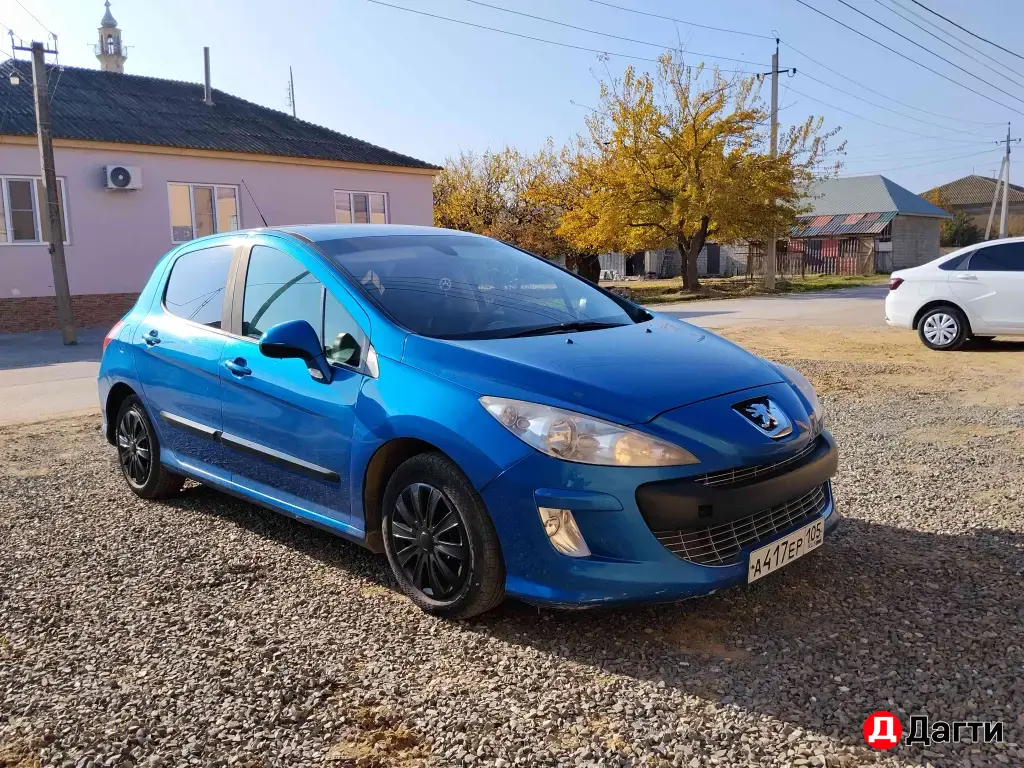 Peugeot 308, 2009 года