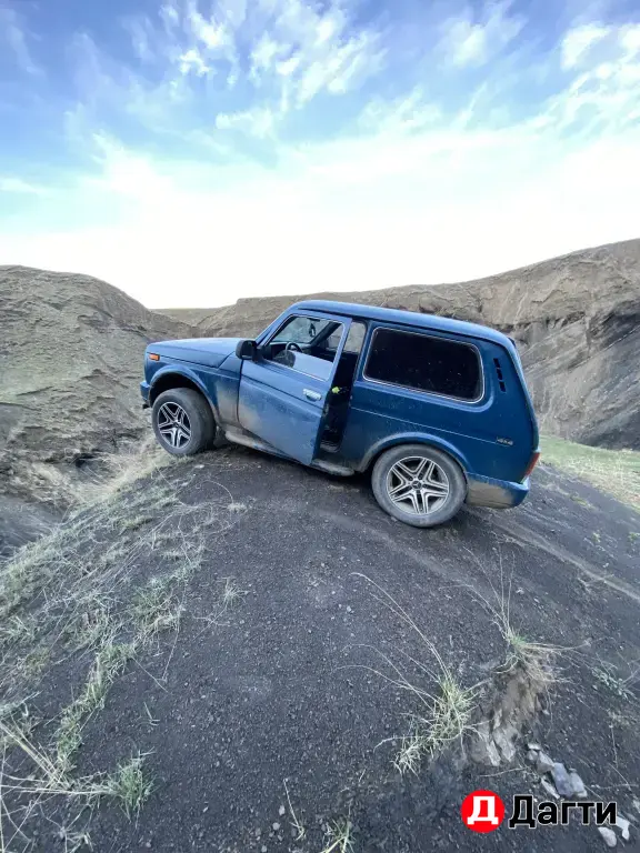 LADA (ВАЗ) 2121 (4x4), 2002 года