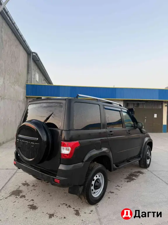 УАЗ Patriot, 2015 года