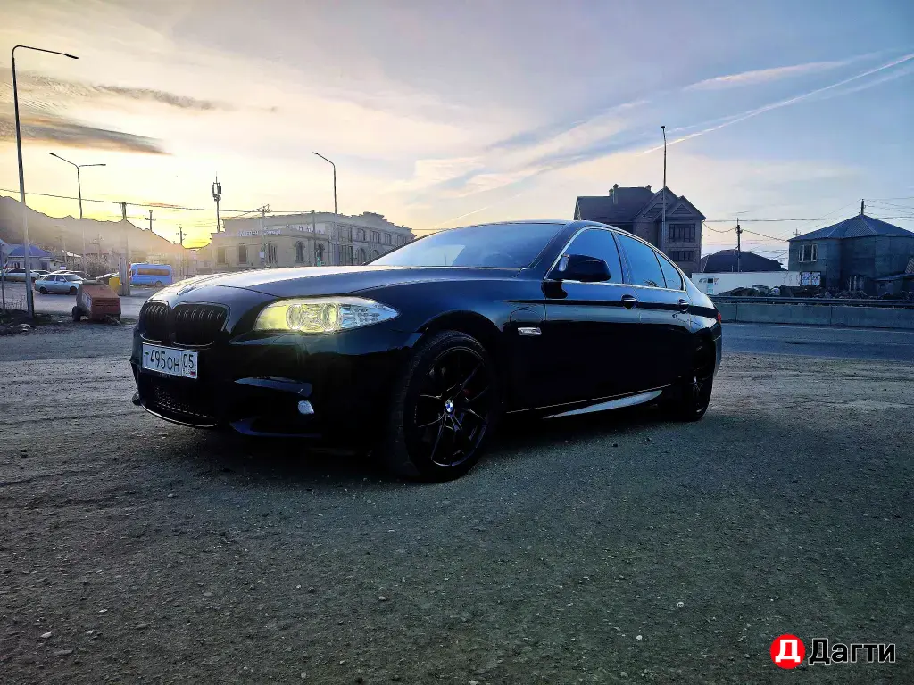 BMW 5 серии, 2010 года