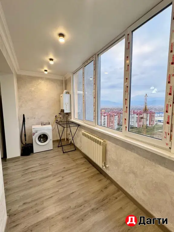 продается 2-х комн квартира