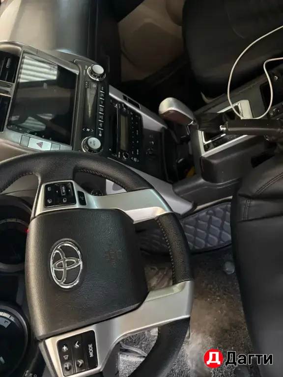 Toyota Land Cruiser Prado, 2010 года