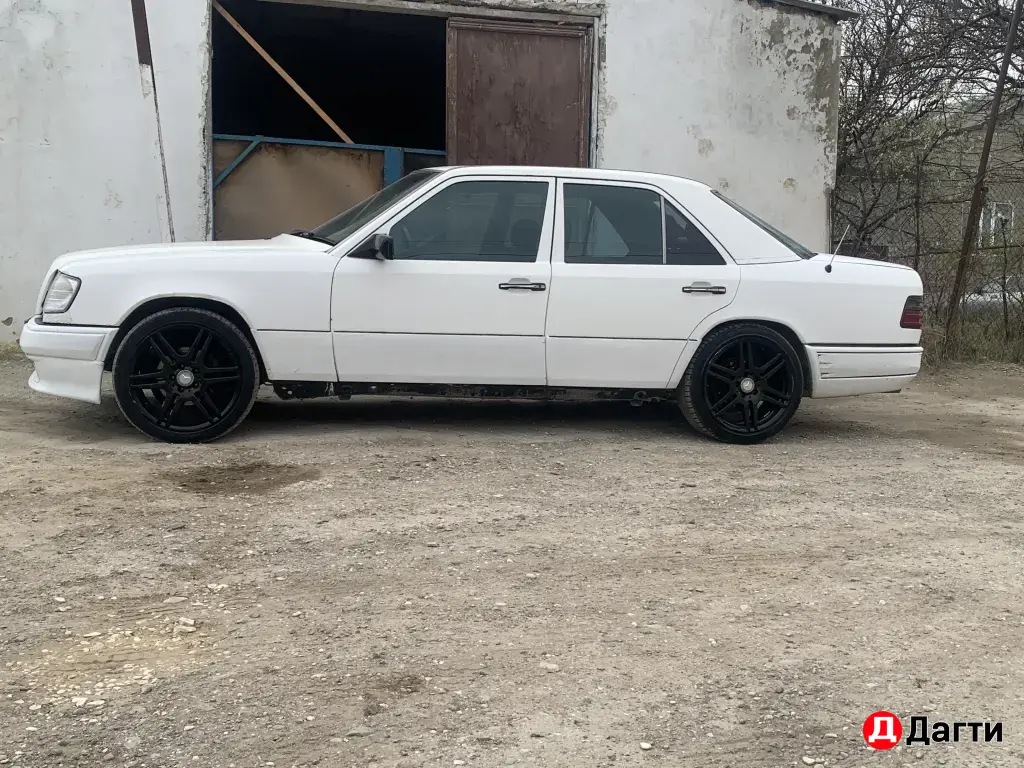 Mercedes-Benz W124, 1994 года