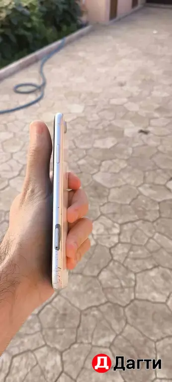 iPhone XR на 64 Гб