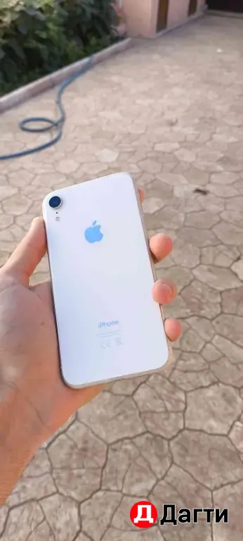 iPhone XR на 64 Гб
