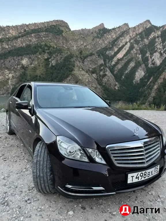 Mercedes-Benz E-Класс, 2010 года