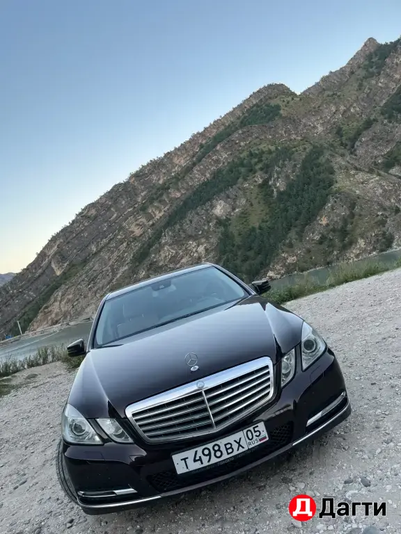 Mercedes-Benz E-Класс, 2010 года