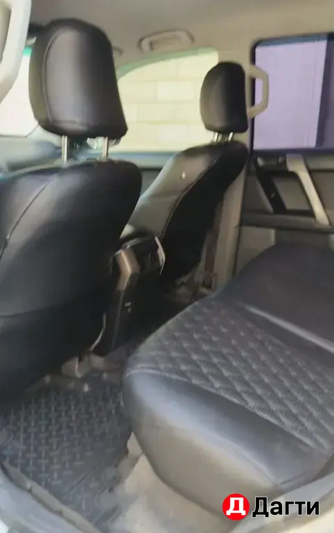 Toyota Land Cruiser Prado, 2010 года