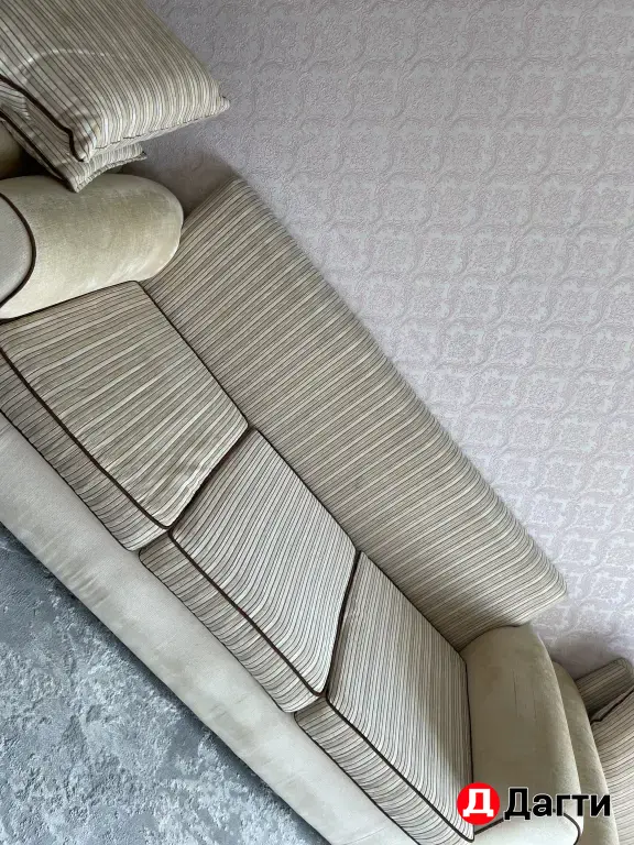 Диван прямой