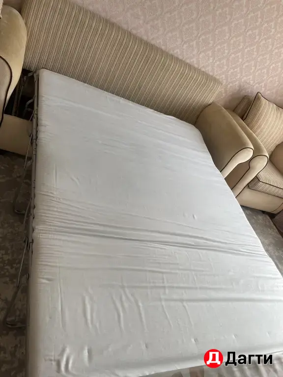 Диван прямой