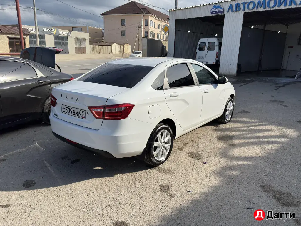 LADA (ВАЗ) Vesta, 2016 года