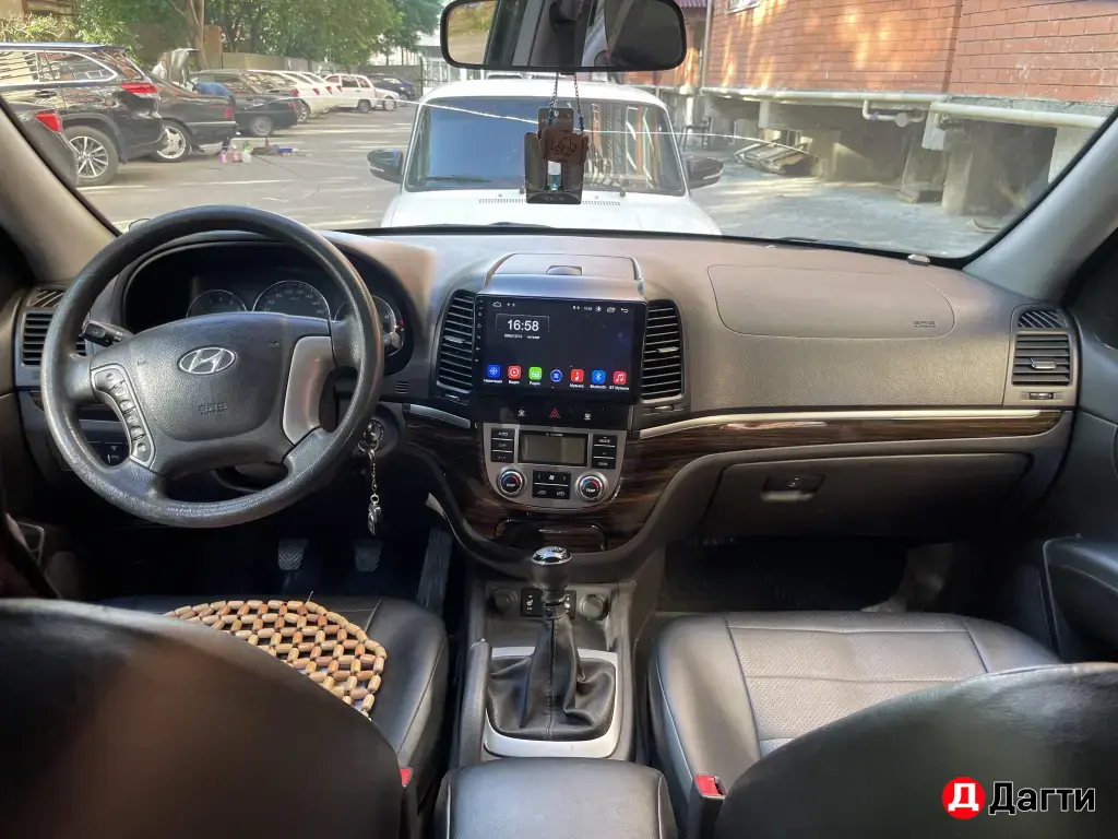 Hyundai Santa Fe, 2010 года