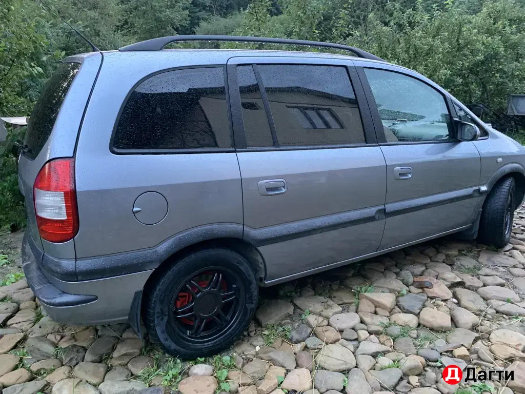 Opel Zafira, 2003 года