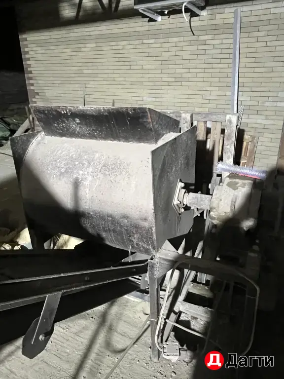 Линия по производству Лего кирпича