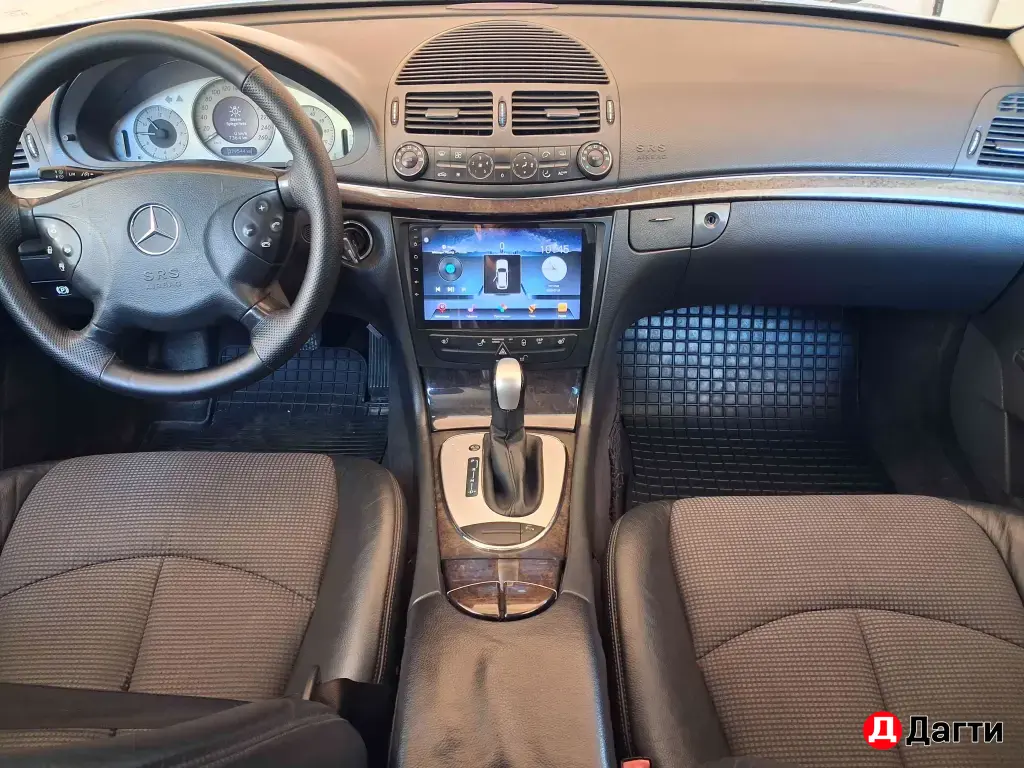 Mercedes-Benz E-Класс, 2003 года