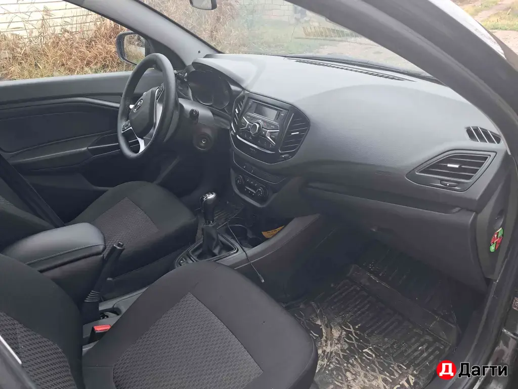 LADA (ВАЗ) Vesta, 2017 года