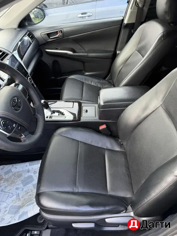 Toyota Camry, 2014 года