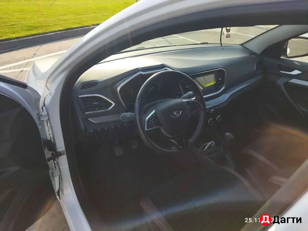 LADA (ВАЗ) Vesta, 2023 года