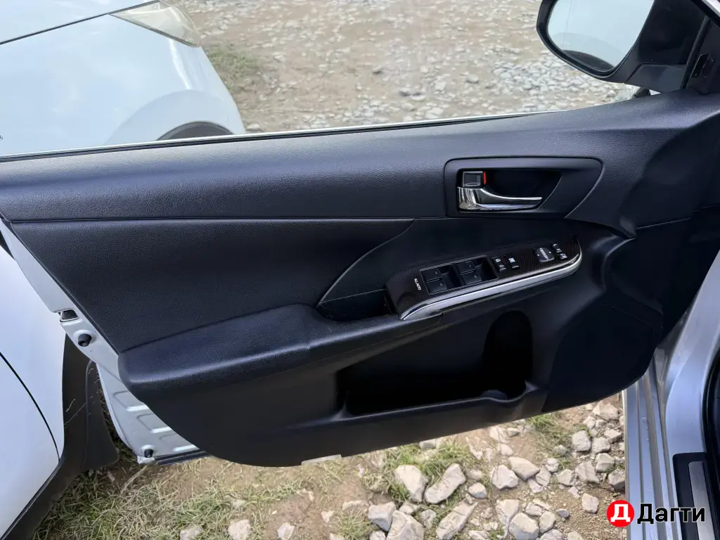 Toyota Camry, 2014 года