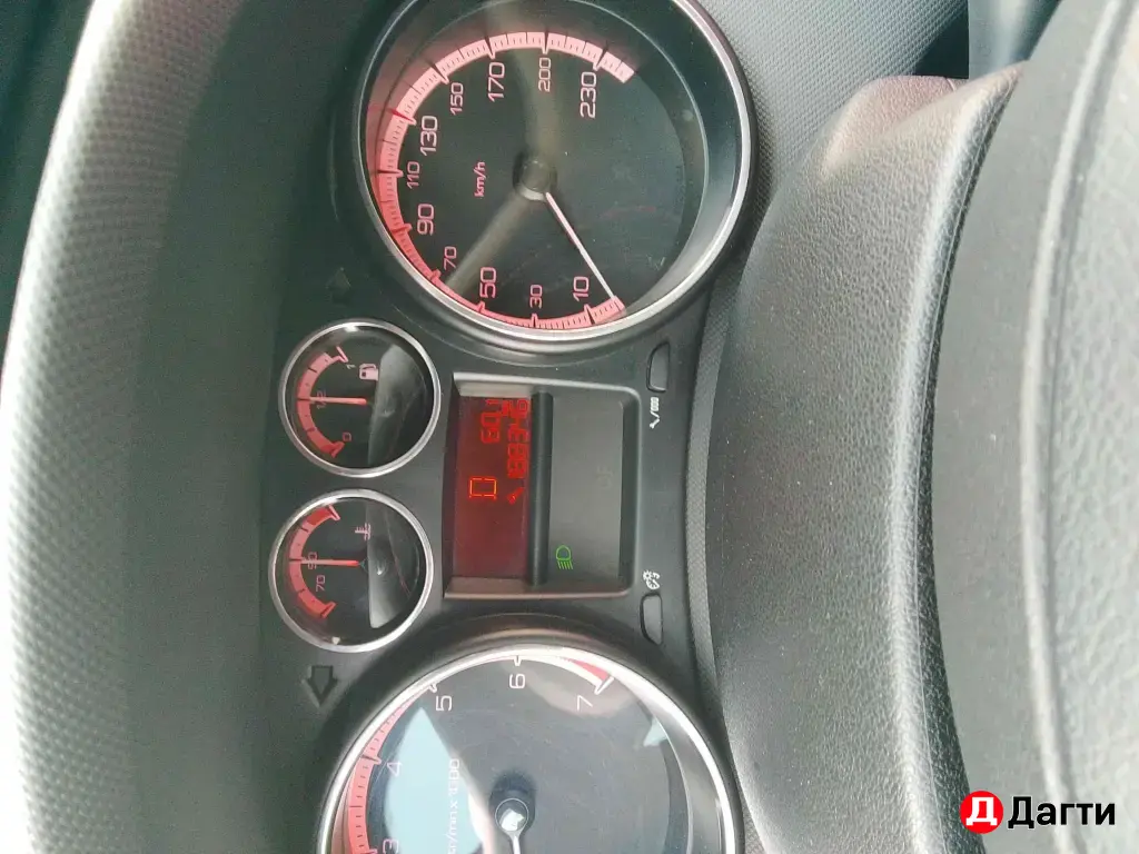 Peugeot 408, 2013 года