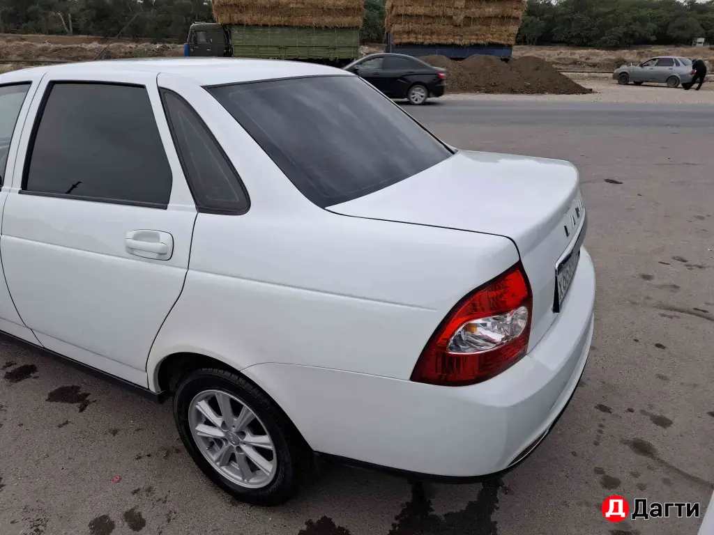 LADA (ВАЗ) Priora, 2011 года